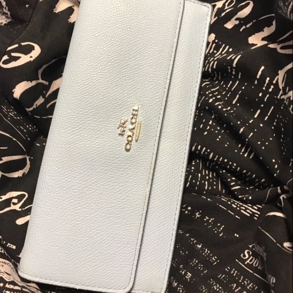 Coach Skinny Wallet - Picture 1 of 3